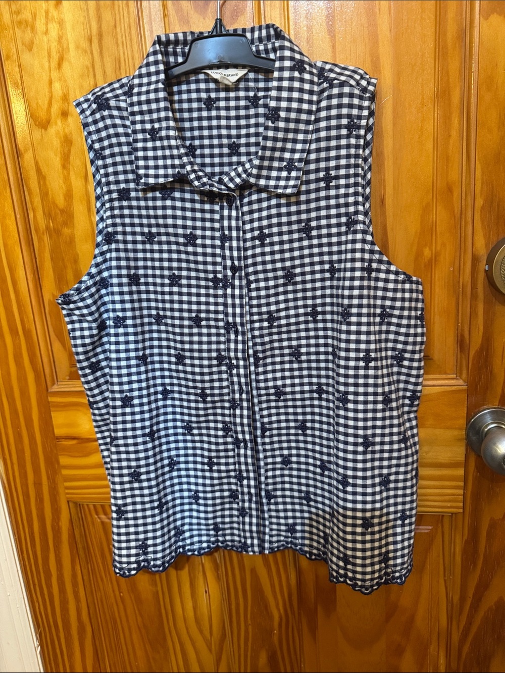 Lucky Brand Navy and White Gingham Sleeveless Button-Down Top